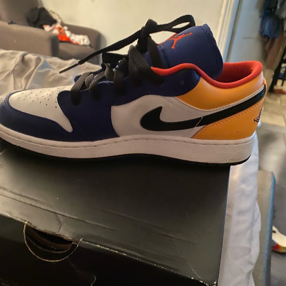 WORN ONCE ‼️ Jordan 1 low GS